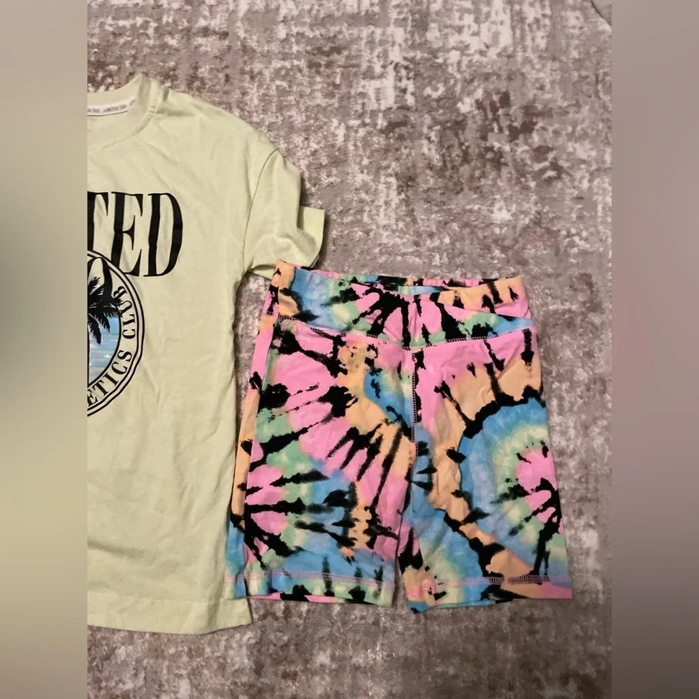 Limited Too Light Green and Tie-Dye Kids Set size S 7/8